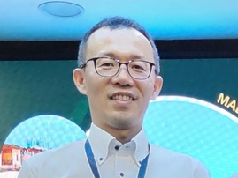 村越　道生